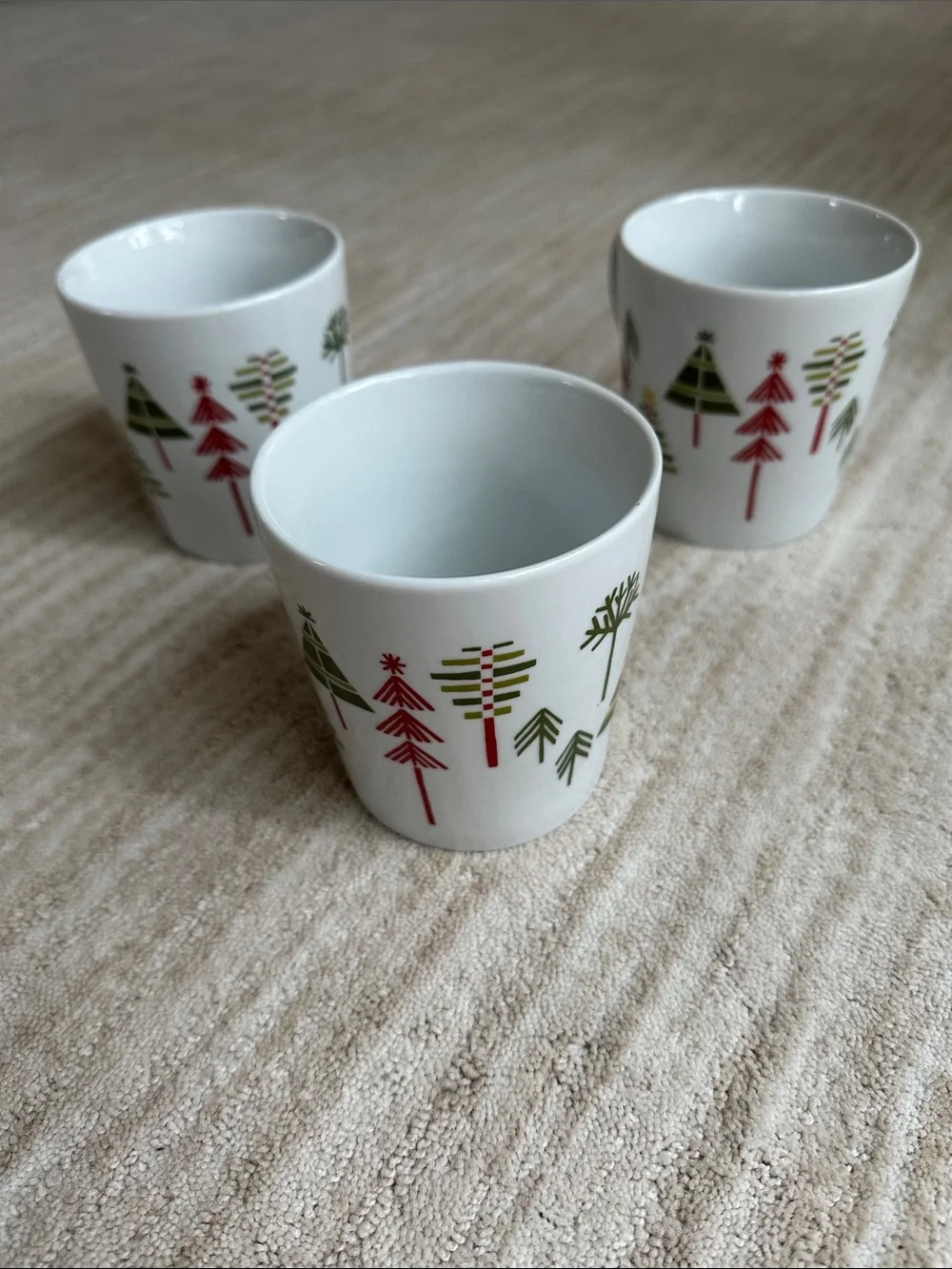 Set of 3 Crate & Barrel Julia Rothman Yule Town Christmas Tree 16 oz Mug Holiday